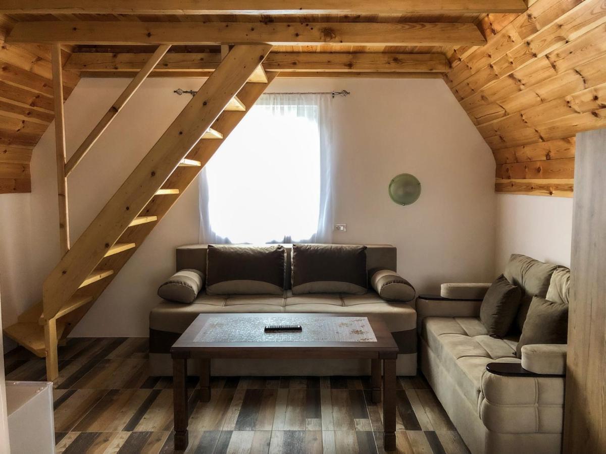 Hotel Lovac Žabljak Extérieur photo
