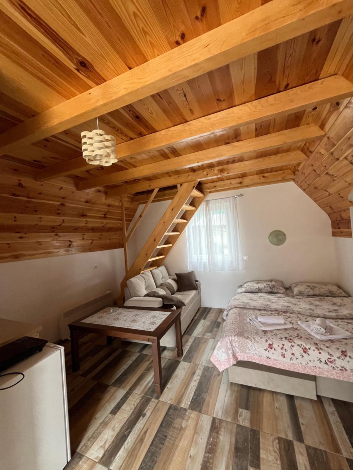 Hotel Lovac Žabljak Extérieur photo